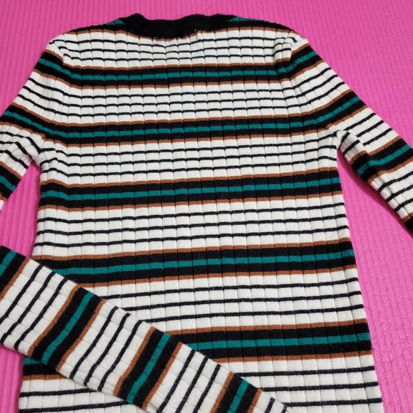 Forever 21 Contemporary Multi Striped Soft Sweater Size M Mint Condition NWOT - Picture 4 of 4